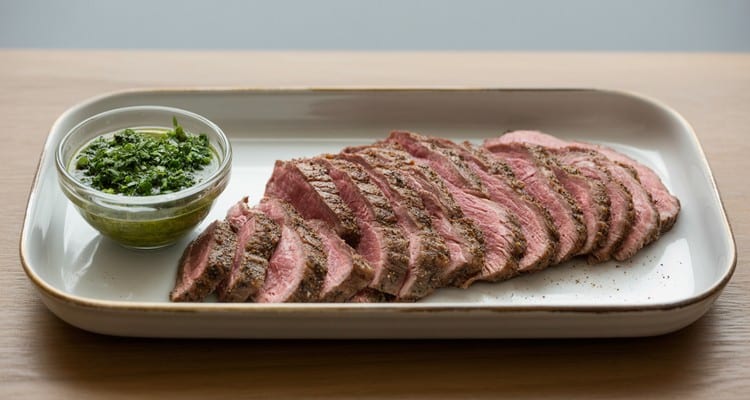 Tender Smoked Flank Steak: A Quick & Flavorful Recipe